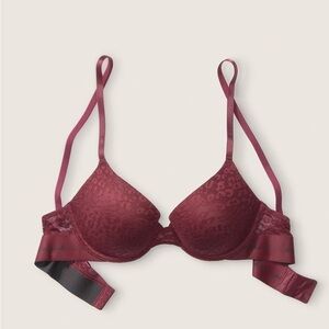 PINK
WEAR EVERYWHERE LACE PUSH-UP​​​​​​​​